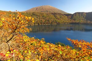 観光イメージ（大浪池・紅葉）.jpg