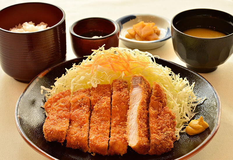 黑猪炸肉排